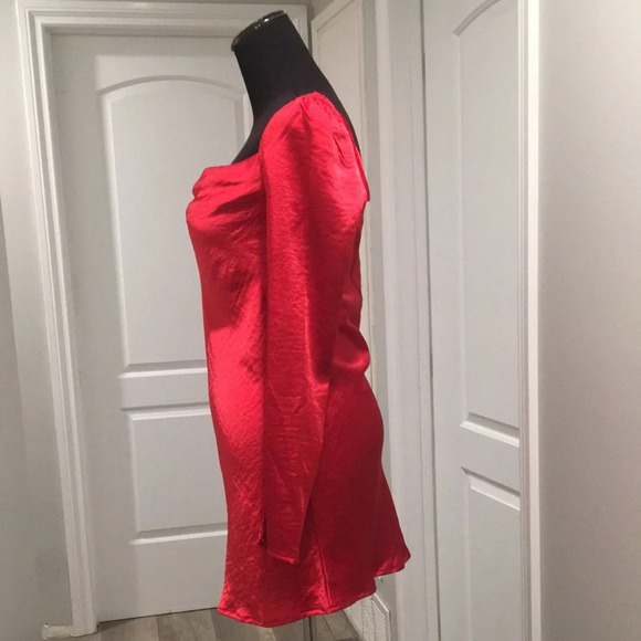 New- Princess Polly Satin Mini Dress * Color Red - Picture 7 of 12